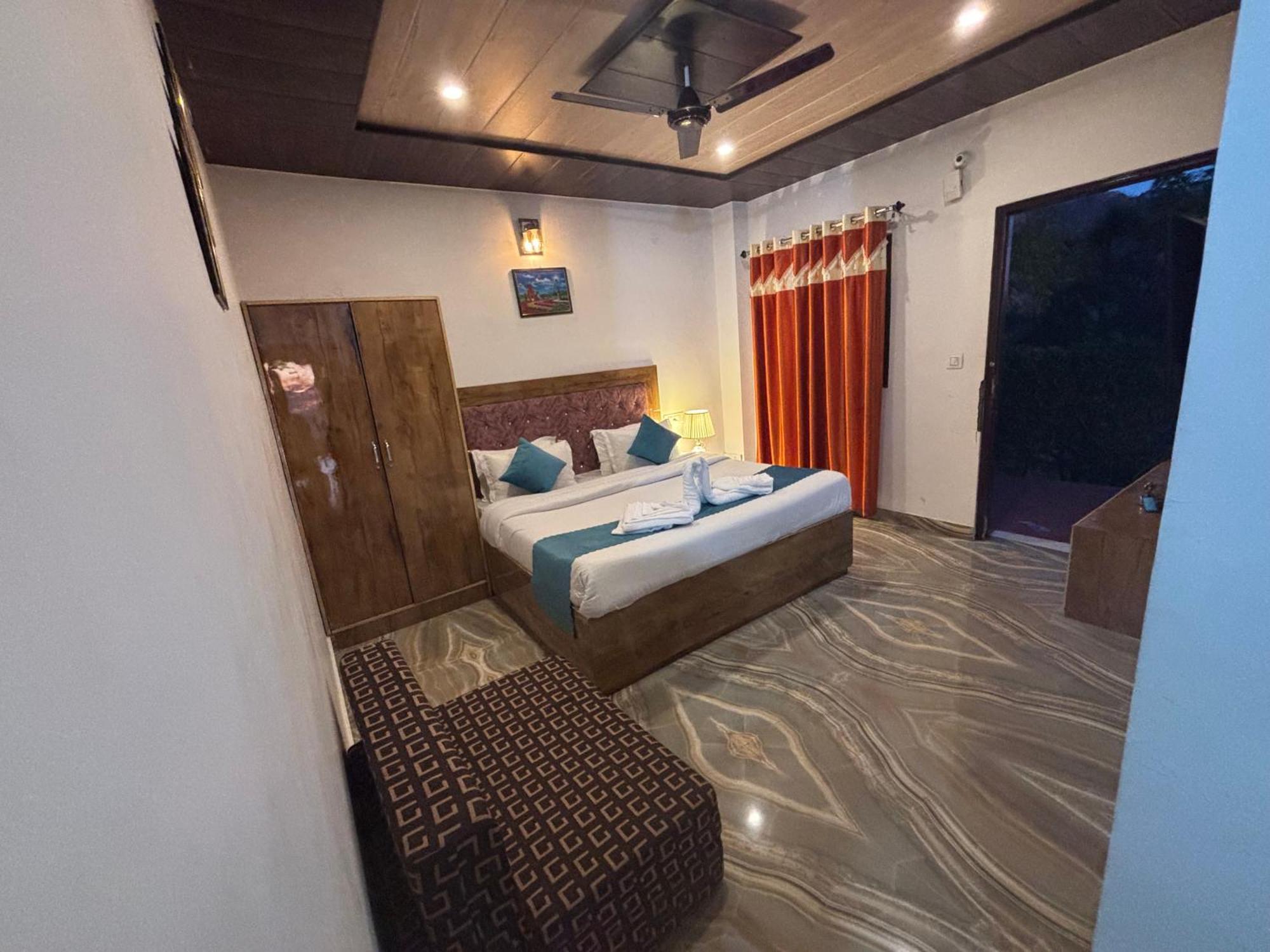 Panormic View By The North Edge Apartment กัสซอลี ภายนอก รูปภาพ
