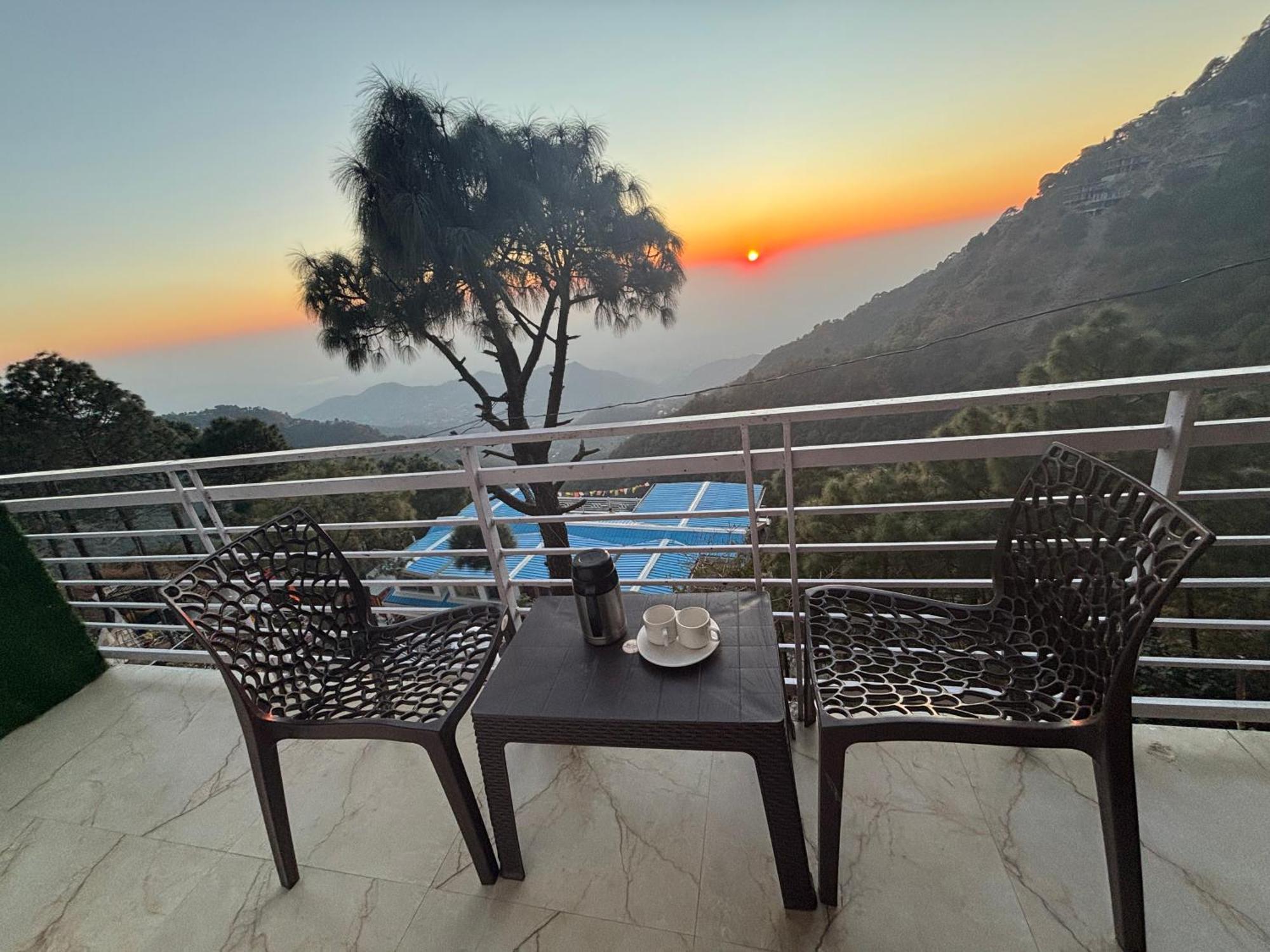 Panormic View By The North Edge Apartment กัสซอลี ภายนอก รูปภาพ